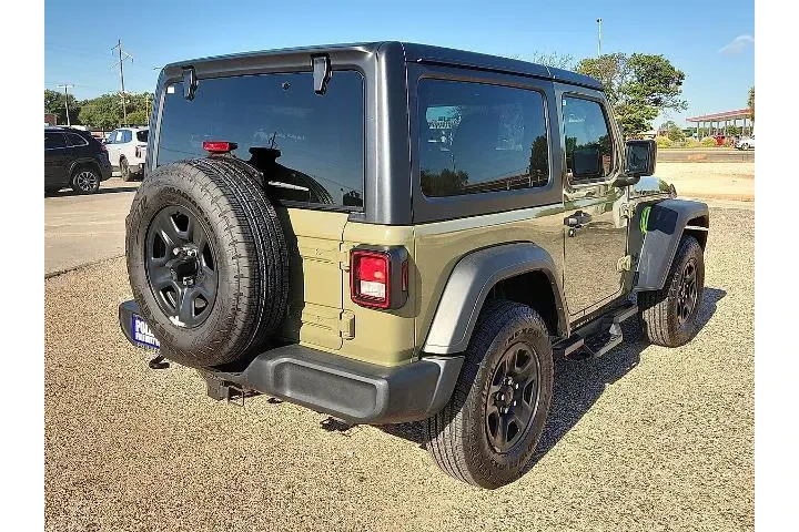 $37990 : Jeep Wrangler 2025 4x4 Sport image 3