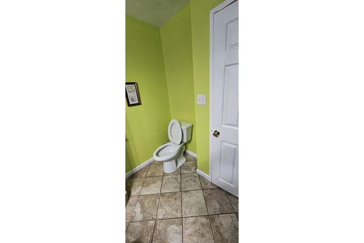 $650 : Cuarto Disponible image 4