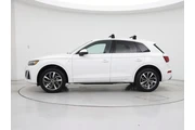 $27998 : Audi Q5 2023 AWD quattro S l thumbnail