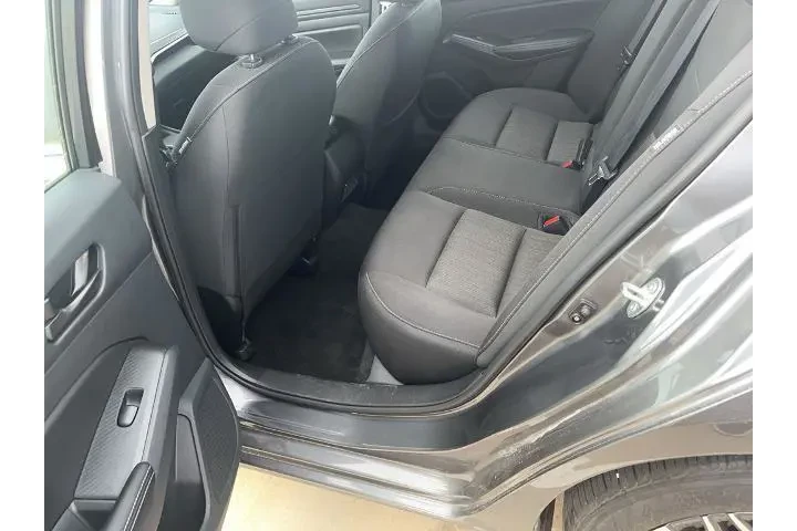 $20999 : Nissan Altima 2025 2.5 SV 4d image 6