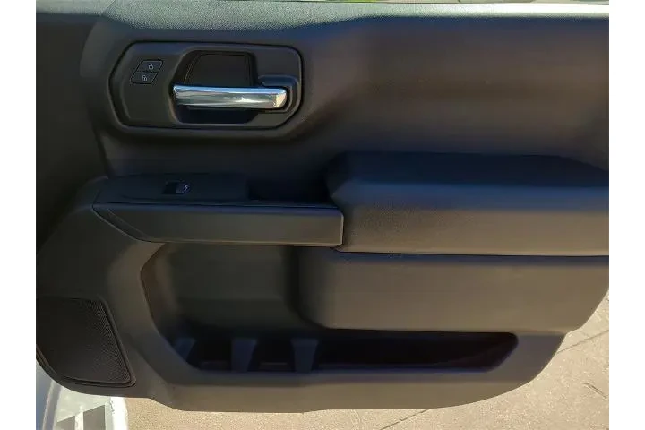 $28415 : Chevrolet Silverado 1500 202 image 9