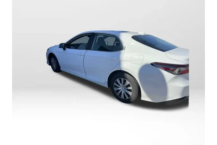 $26800 : Toyota Camry Hybrid 2023 LE image 6
