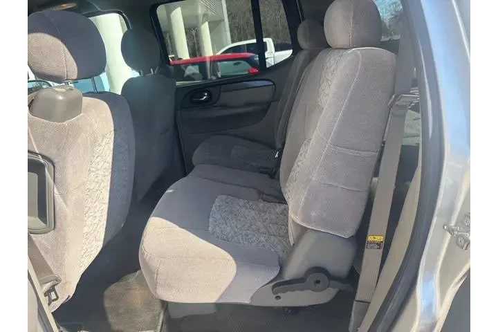 $6539 : GMC Envoy XL 2004 SLE 4dr SU image 8