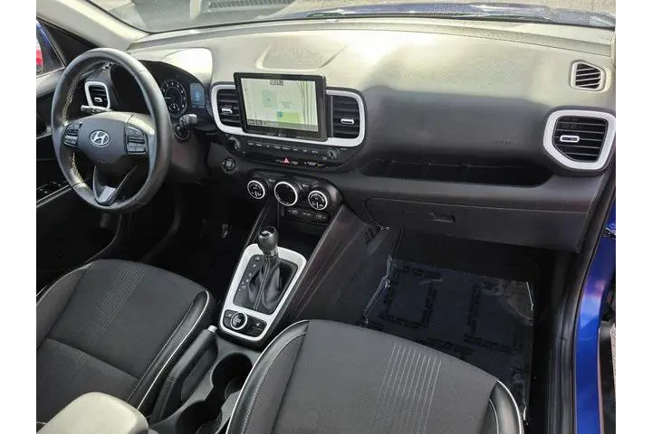 $17895 : Hyundai VENUE 2022 Limited 4 image 9