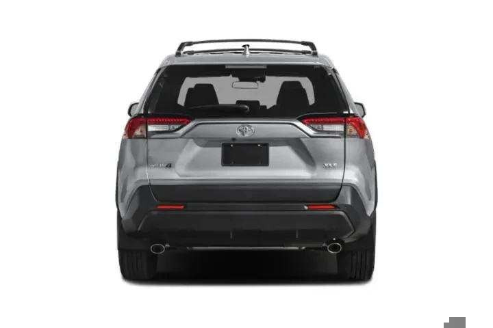 $33495 : Toyota RAV4 2023 AWD XLE Pre image 5