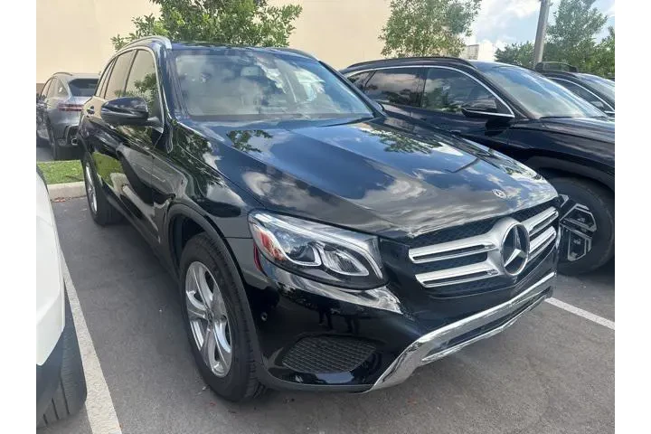 $15215 : Mercedes-Benz GLC 2018 GLC 3 image 3