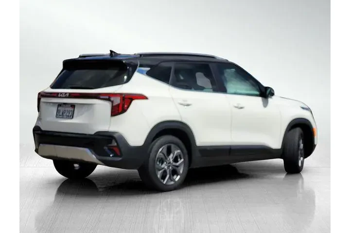 $22883 : Kia Seltos 2024 S 4dr SUV image 4