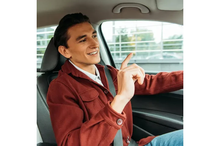 TAXI DISPONIBLE 24/7 image 5