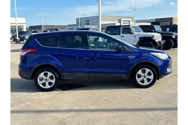 $9495 : Ford Escape 2016 SE 4dr SUV image 2