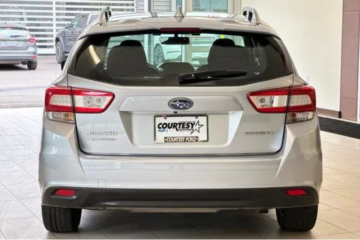 $16897 : Subaru Impreza 2018 AWD 2.0i image 5