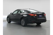 $23998 : Nissan Altima 2023 AWD 2.5 S thumbnail