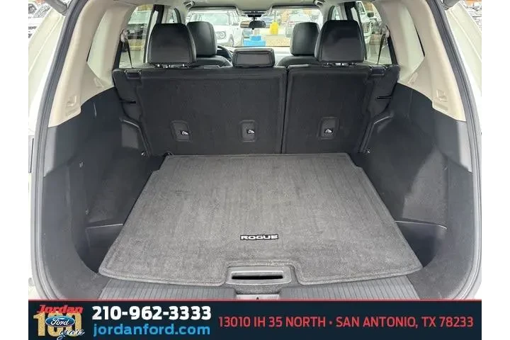 $21385 : Nissan Rogue 2023 SV 4dr Cro image 10