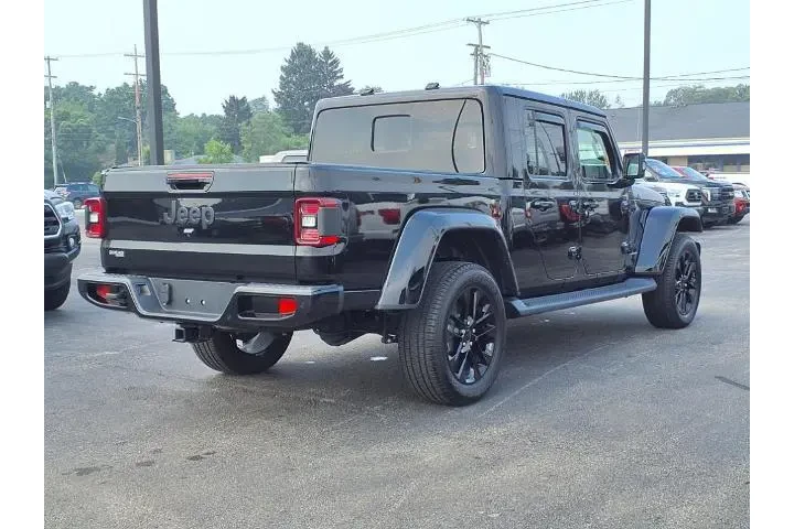 $38988 : Jeep Gladiator 2023 4x4 Over image 4