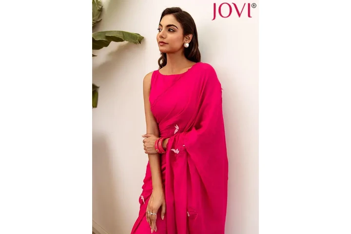 $500 : Ready to Wear Saree image 9