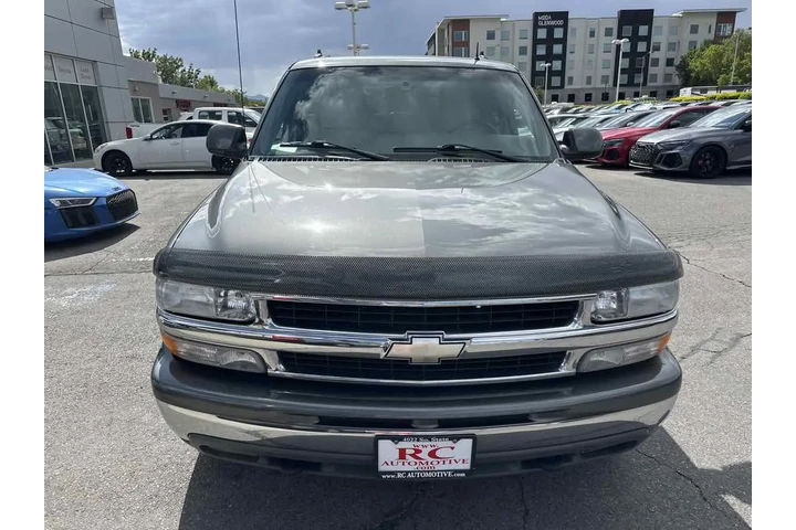 $34910 : 2002 Suburban LT image 4