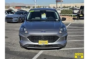$19900 : Ford Escape 2022 SE 4dr SUV thumbnail