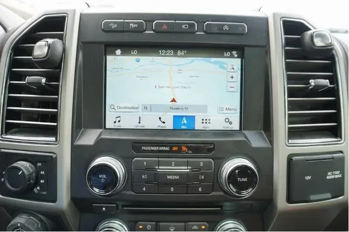 $31488 : Ford F-150 2018 4x4 XLT 4dr image 10