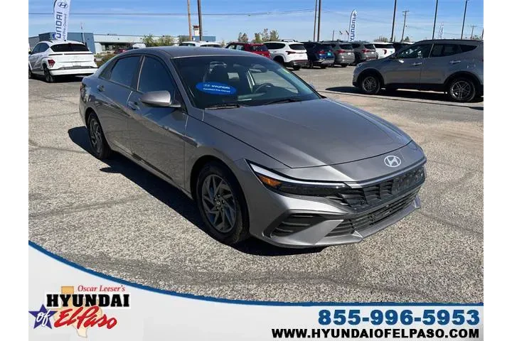 $22205 : Hyundai ELANTRA 2024 SEL 4dr image 1