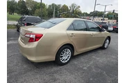 $8800 : 2012 Camry SE thumbnail
