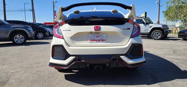 $31995 : 2019 Civic Type R Touring image 9