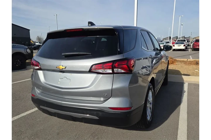 $23500 : Chevrolet Equinox 2024 LT 4d image 3