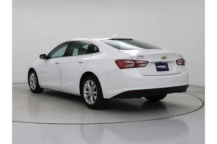 $17998 : Chevrolet Malibu 2022 LT 4dr image 2