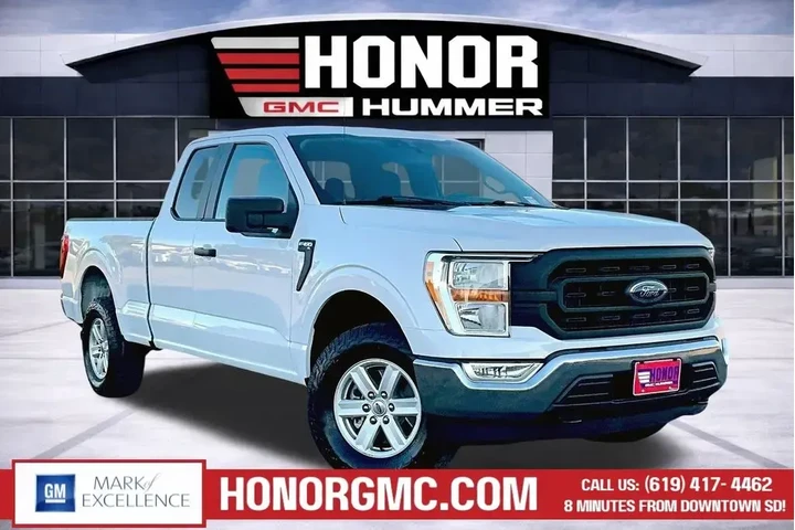 $31388 : Ford F-150 2021 4x4 XL 4dr S image 1