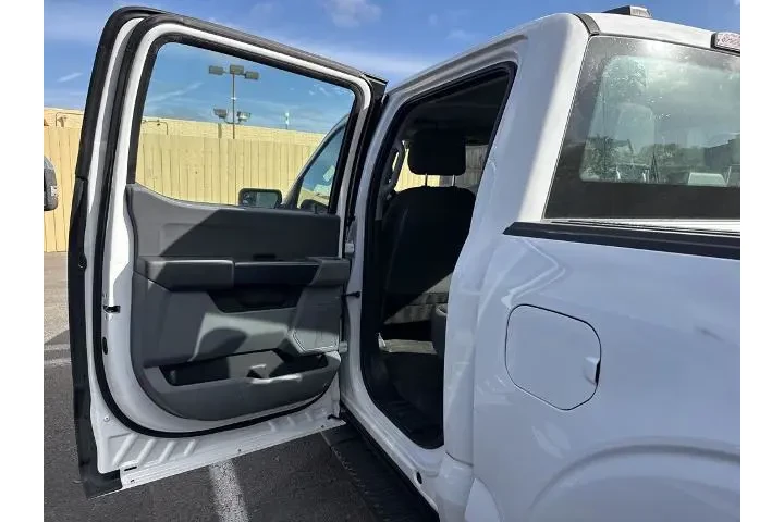 $30724 : Ford F-150 2021 4x4 Platinum image 10