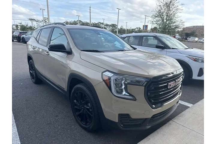 $22652 : GMC Terrain 2023 SLE 4dr SUV image 3