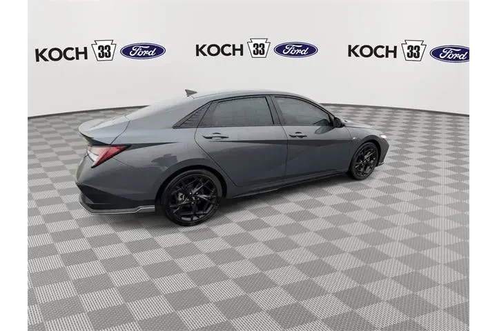 $24999 : Hyundai ELANTRA 2024 N Line image 8