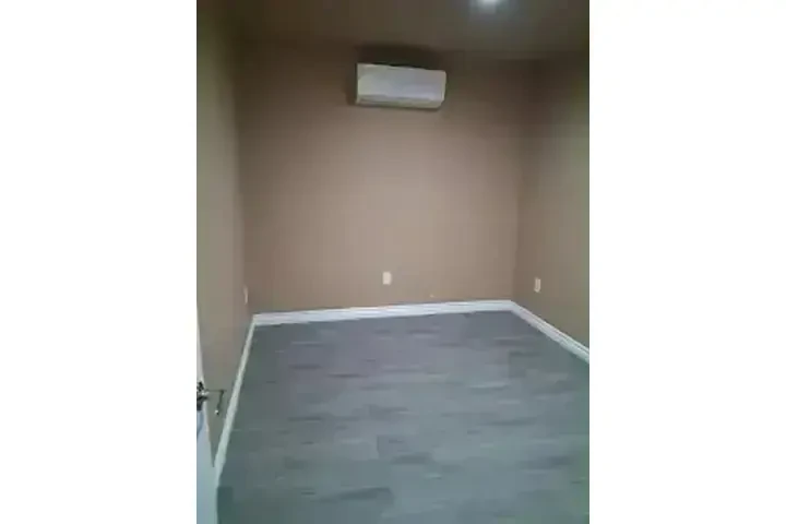 RECÁMARA  Entre Ball Rd/Walnut image 2