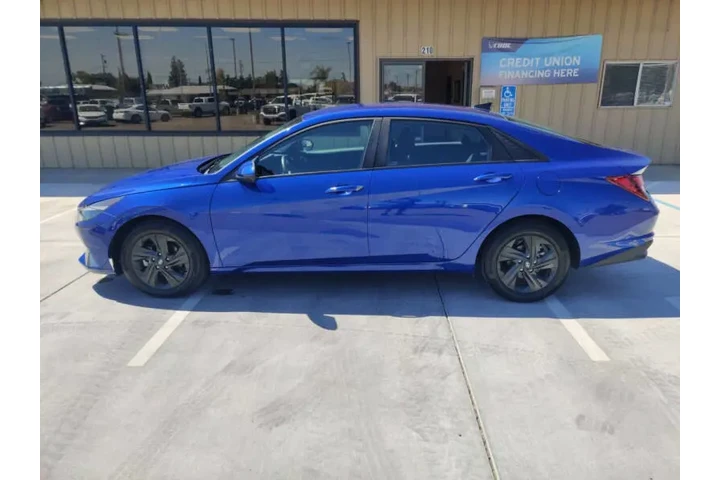$19999 : 2022 Elantra SEL image 3
