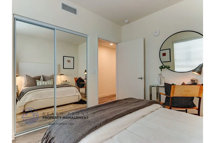 $2695 : $2,695 - 2 Bedroom 2 Bathroom image 5