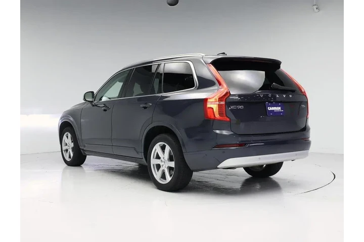 $32998 : Volvo XC90 2022 AWD T5 Momen image 2