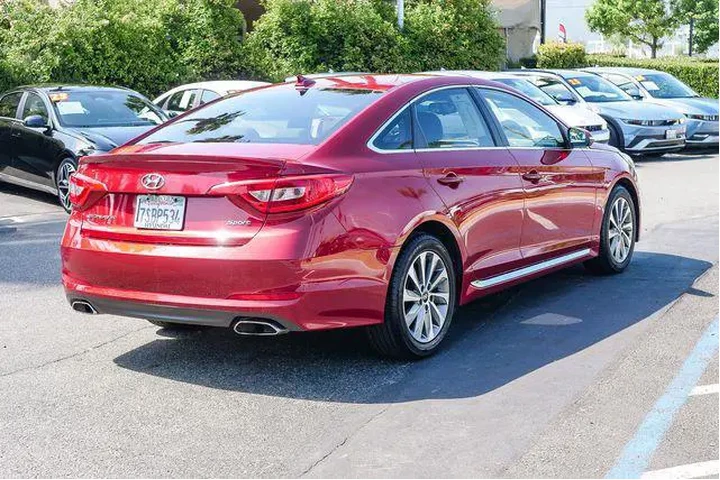 $12000 : Hyundai SONATA 2016 Sport 4d image 4