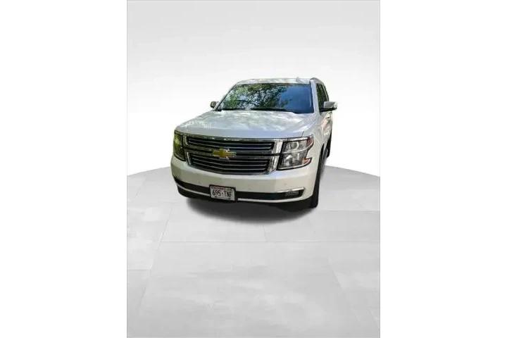 $25895 : Chevrolet Suburban 2016 4x4 image 3