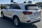 $15927 : PRE-OWNED 2019 KIA SORENTO LX thumbnail