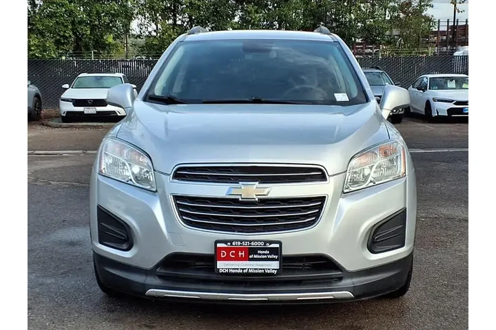 $9711 : Chevrolet Trax 2016 LT 4dr C image 2