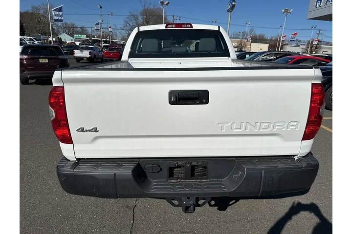 $35995 : Toyota Tundra 2018 4x4 SR 4d image 8