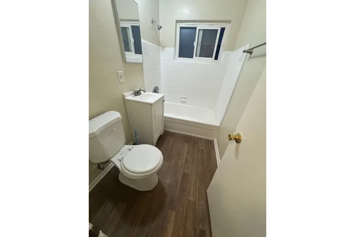 $1795 : FOR RENT - 1Bed in Los Angeles image 7