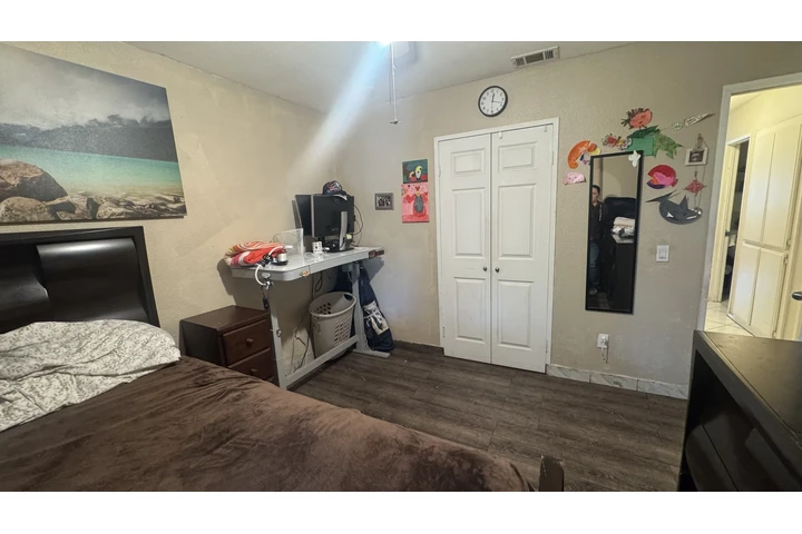 $1000 : Cuarto en Fontana image 4