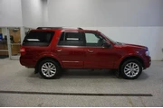Ford Expedition 2016 4x4 Lim en Minneapolis y Saint Paul