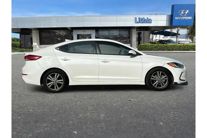 $9999 : Hyundai ELANTRA 2017 SE 4dr image 8
