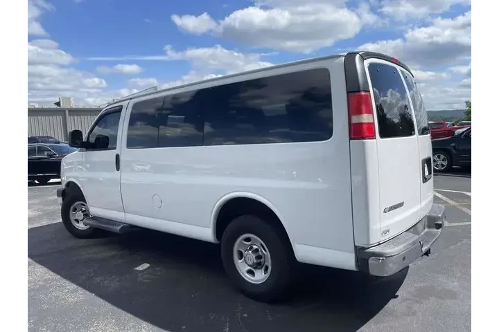 $21595 : Chevrolet Express 2016 LT 25 image 6