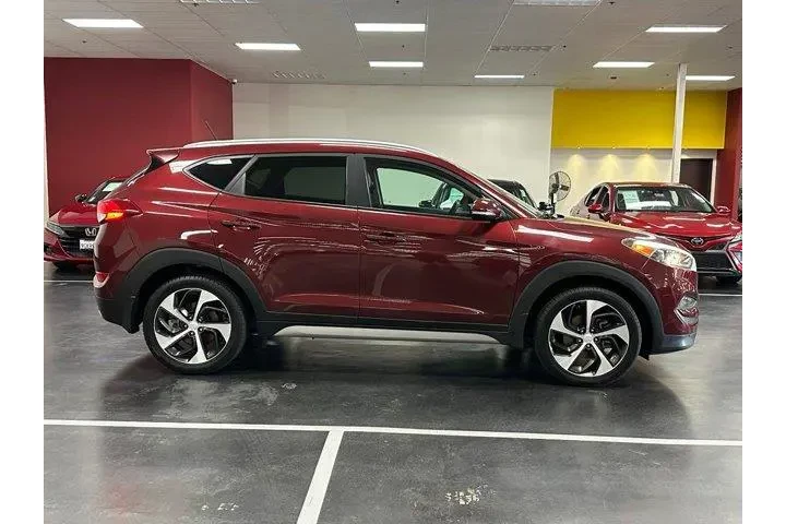 $15902 : Hyundai TUCSON 2017 AWD Spor image 8