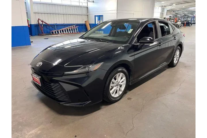 $26416 : Toyota Camry 2025 LE 4dr Sed image 7