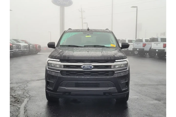 $39988 : Ford Expedition 2022 4x4 XLT image 9