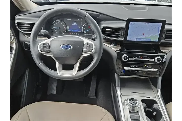 $35990 : Ford Explorer 2024 Limited 4 image 8