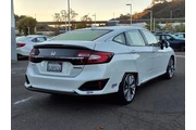 $13615 : Honda Clarity Plug-In Hybrid thumbnail