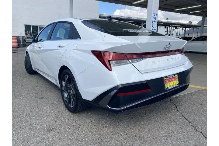 $22991 : Hyundai ELANTRA 2024 SEL 4dr image 4